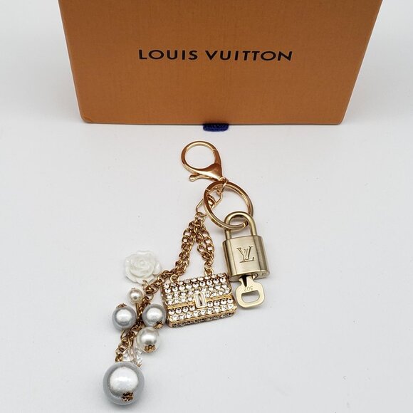 Authentic Louis Vuitton Gold Lock & Box w/ Unbranded Bag Bagcharm - Picture 4 of 5